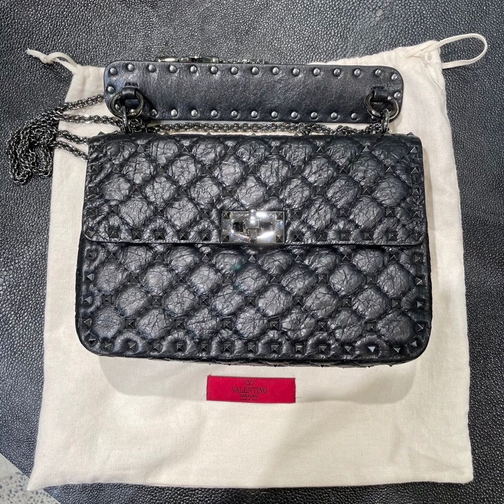 VALENTINO MEDIUM ROCKSTUD LEATHER CHAIN BAG - Picture 9 of 14
